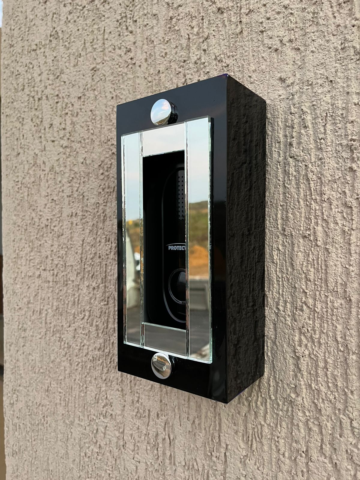 Tampa para Interfone – Acabamento Premium para Fachadas (FRETE GRÁTIS)